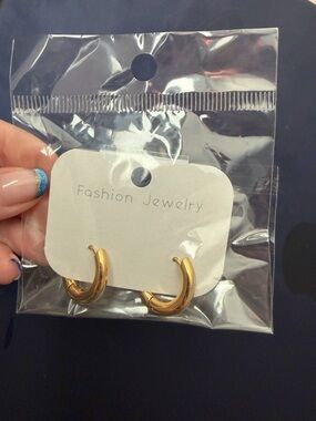 Pol Atteu Fashion Jewelry Gleaming Gold Mini Hoop Earrings